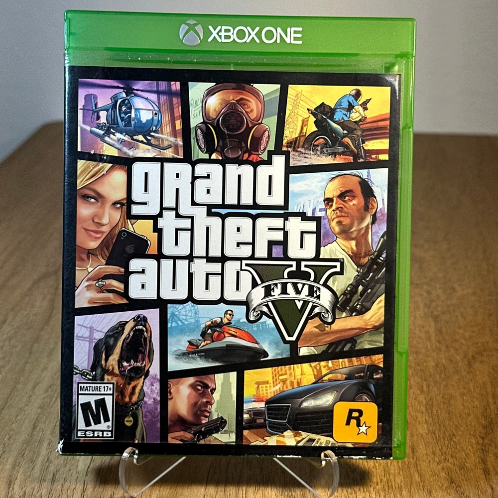 Rockstar Grand Theft Auto V Xbox One Case and Manual Green Good No Game Disc